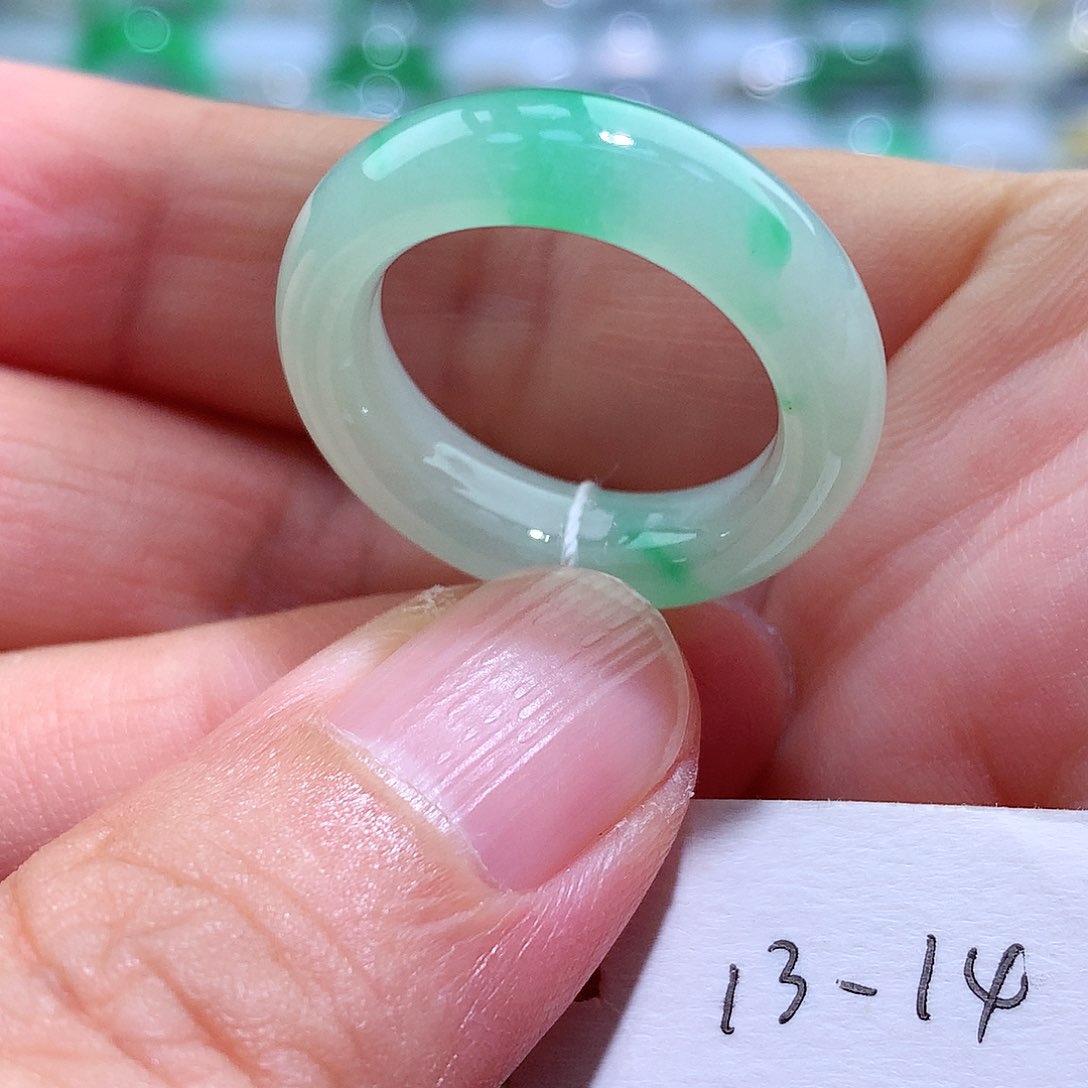 翡翠戒指未镶嵌13-14号