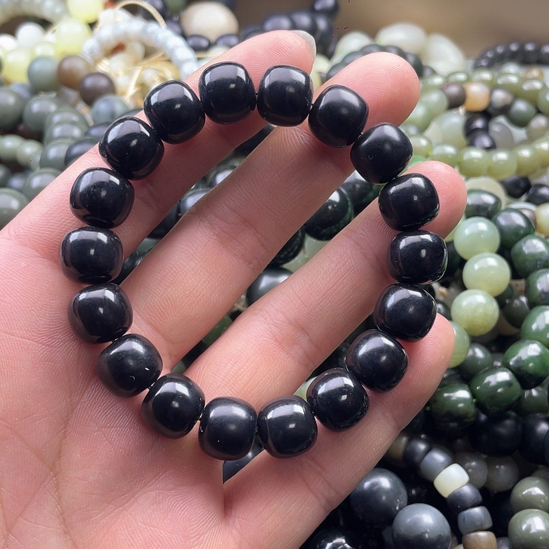 和田玉手串未镶嵌