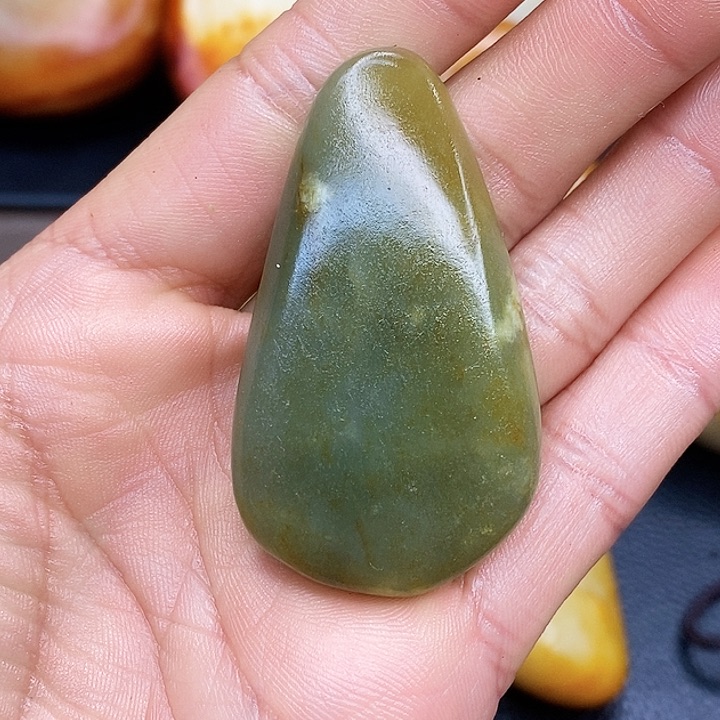 未镶嵌和田玉挂件