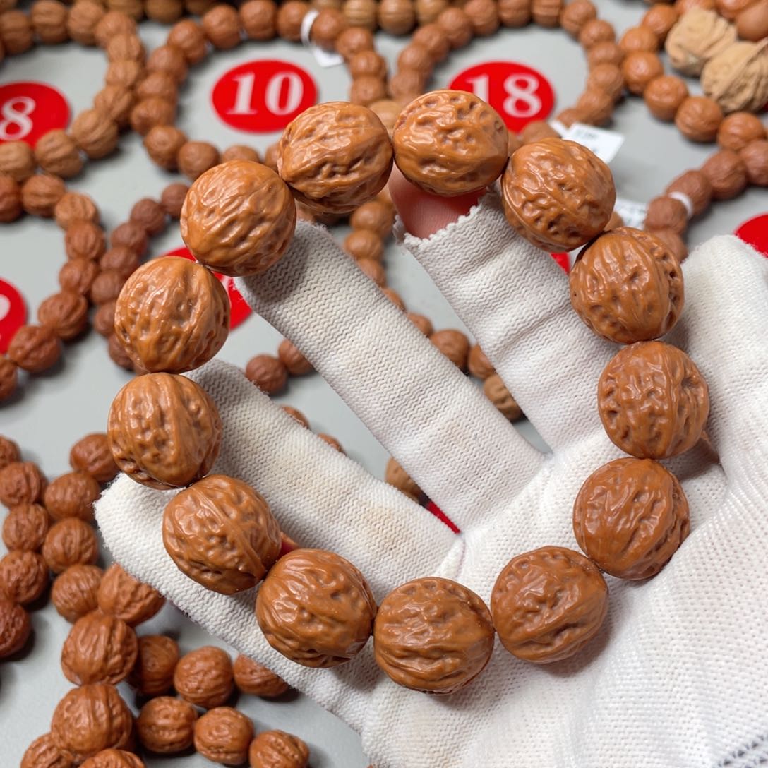 文玩核桃手串龙骨大枣20mm