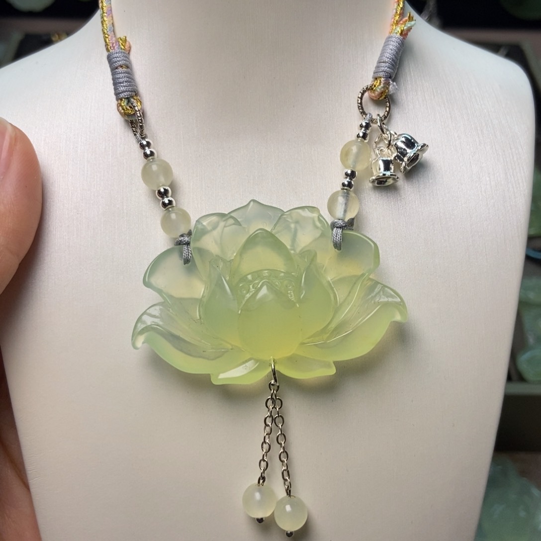蛇纹石玉项链未镶嵌瑕疵品