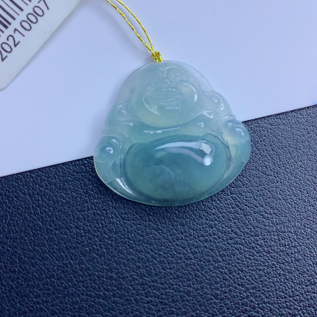 翡翠颈饰未镶嵌佛公