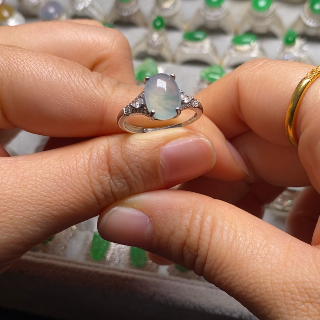 翡翠戒指未镶嵌戒指