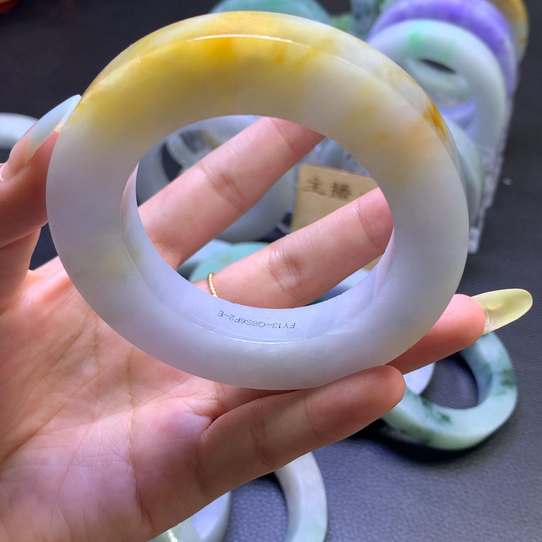 未镶嵌翡翠定制翡翠思*