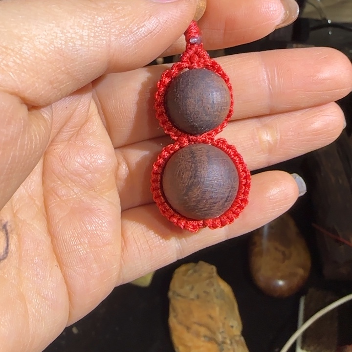 木糖****༽降真香葫芦挂件一个