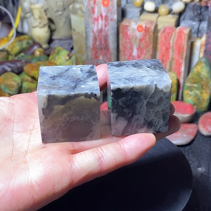 昌化鸡血石昌化石