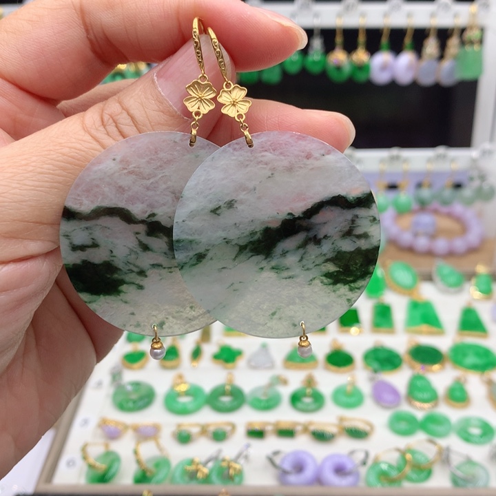 翡翠18K金镶嵌耳饰