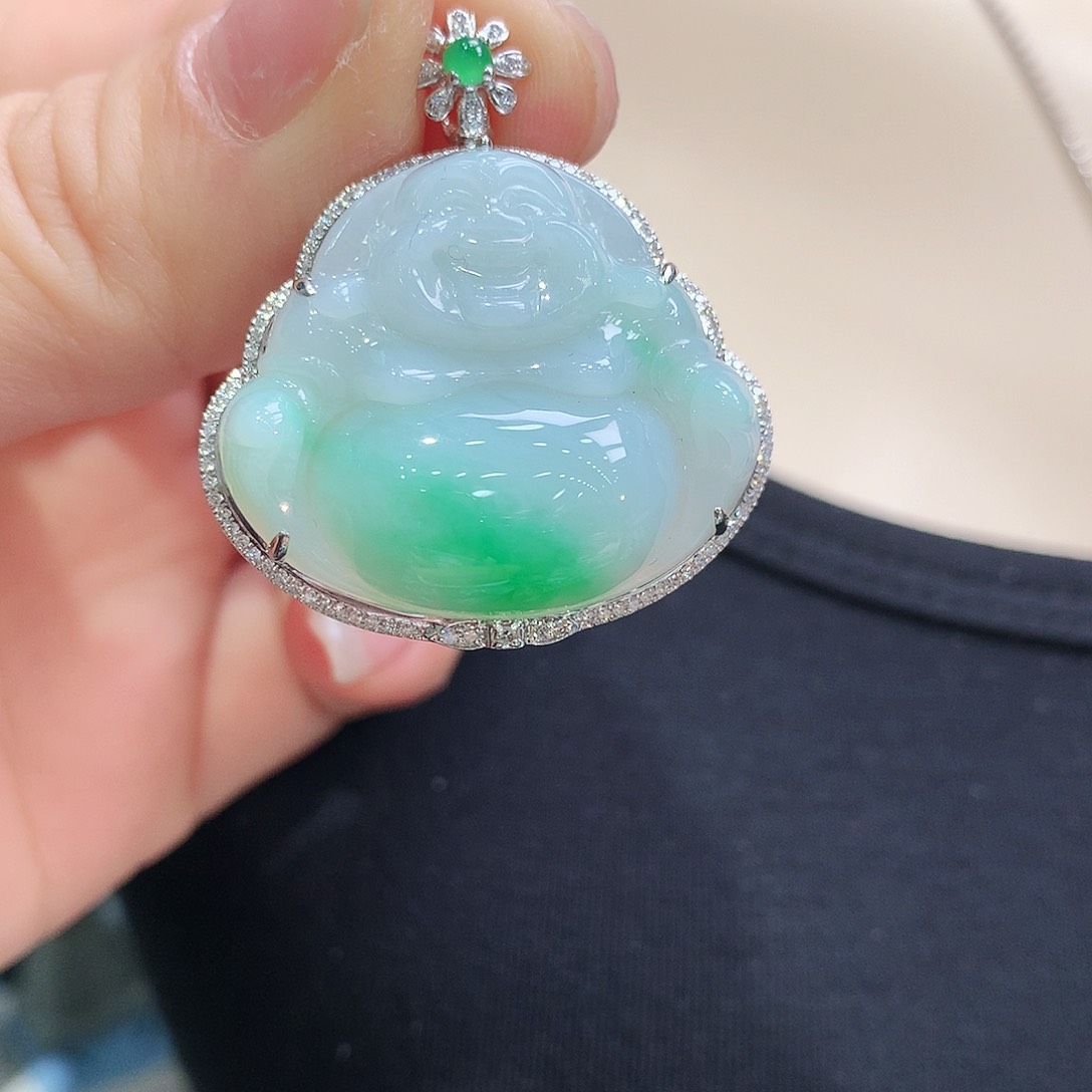 翡翠颈饰18K金镶嵌佛公