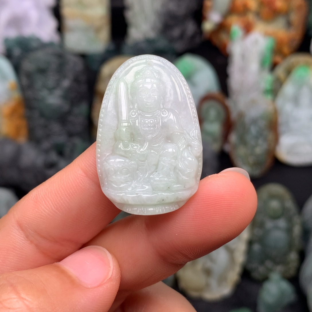 翡翠未镶嵌颈饰天然翡翠A货