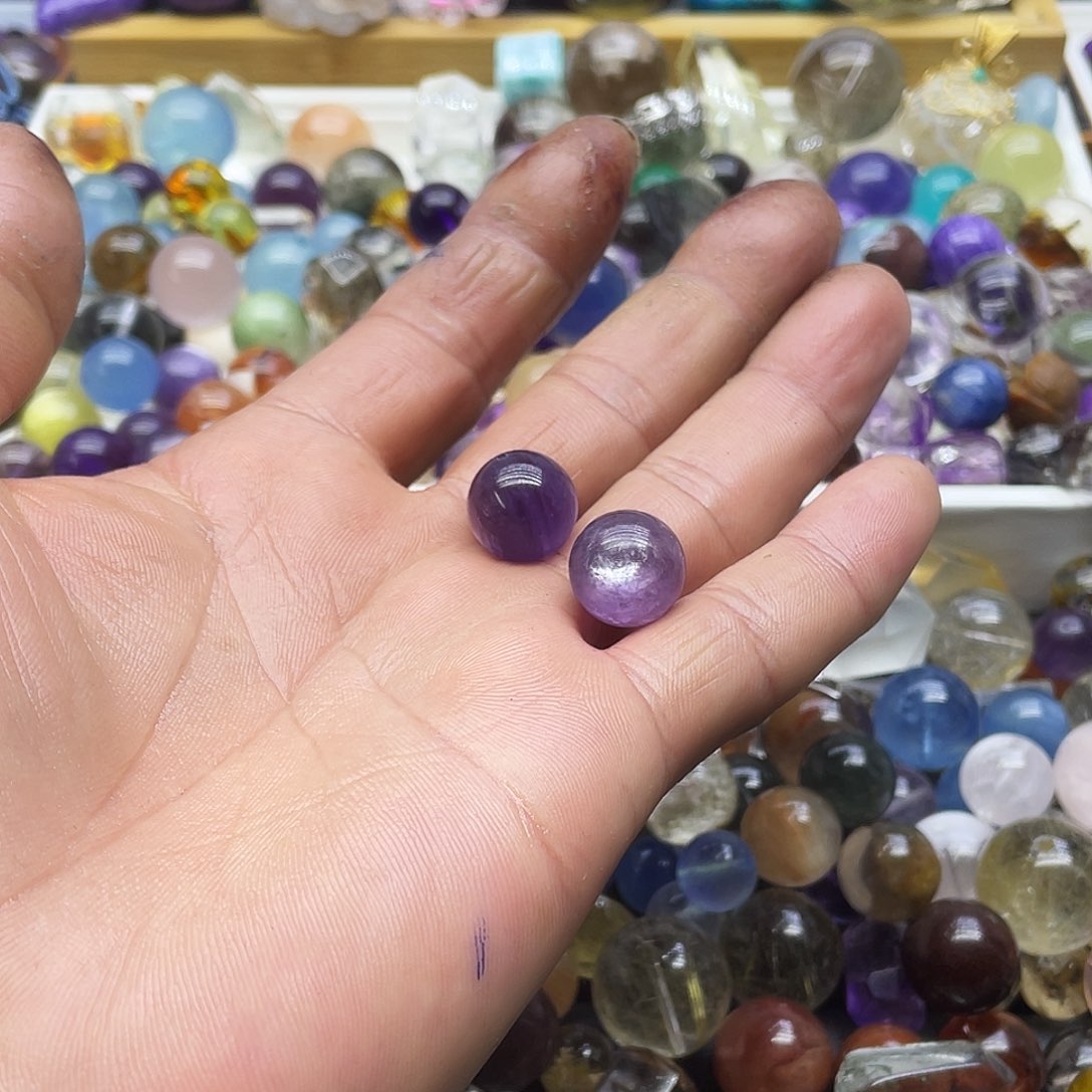 查罗石珠子合金雾**呐