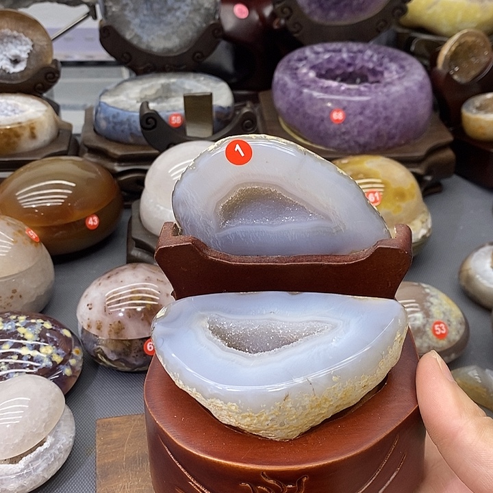 未镶嵌紫晶摆件聚宝盆