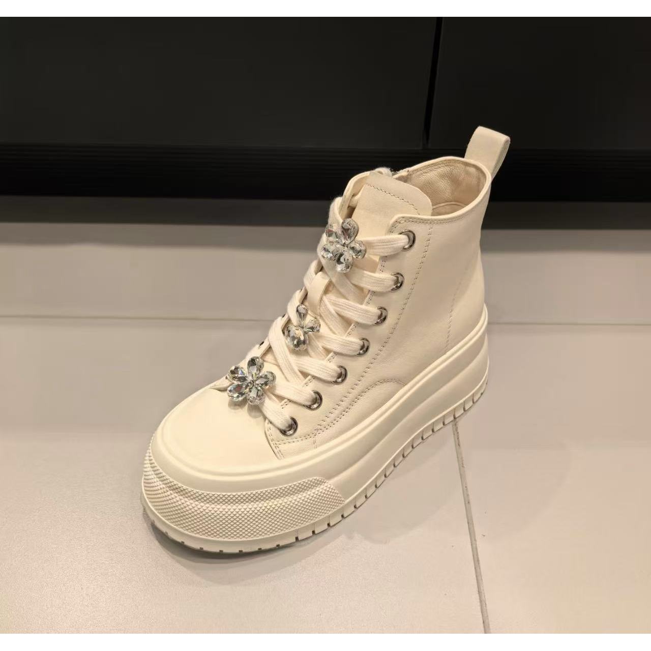 现货A4｜真皮羊里垫厚底百搭休闲女鞋｜半码拍小｜936-5