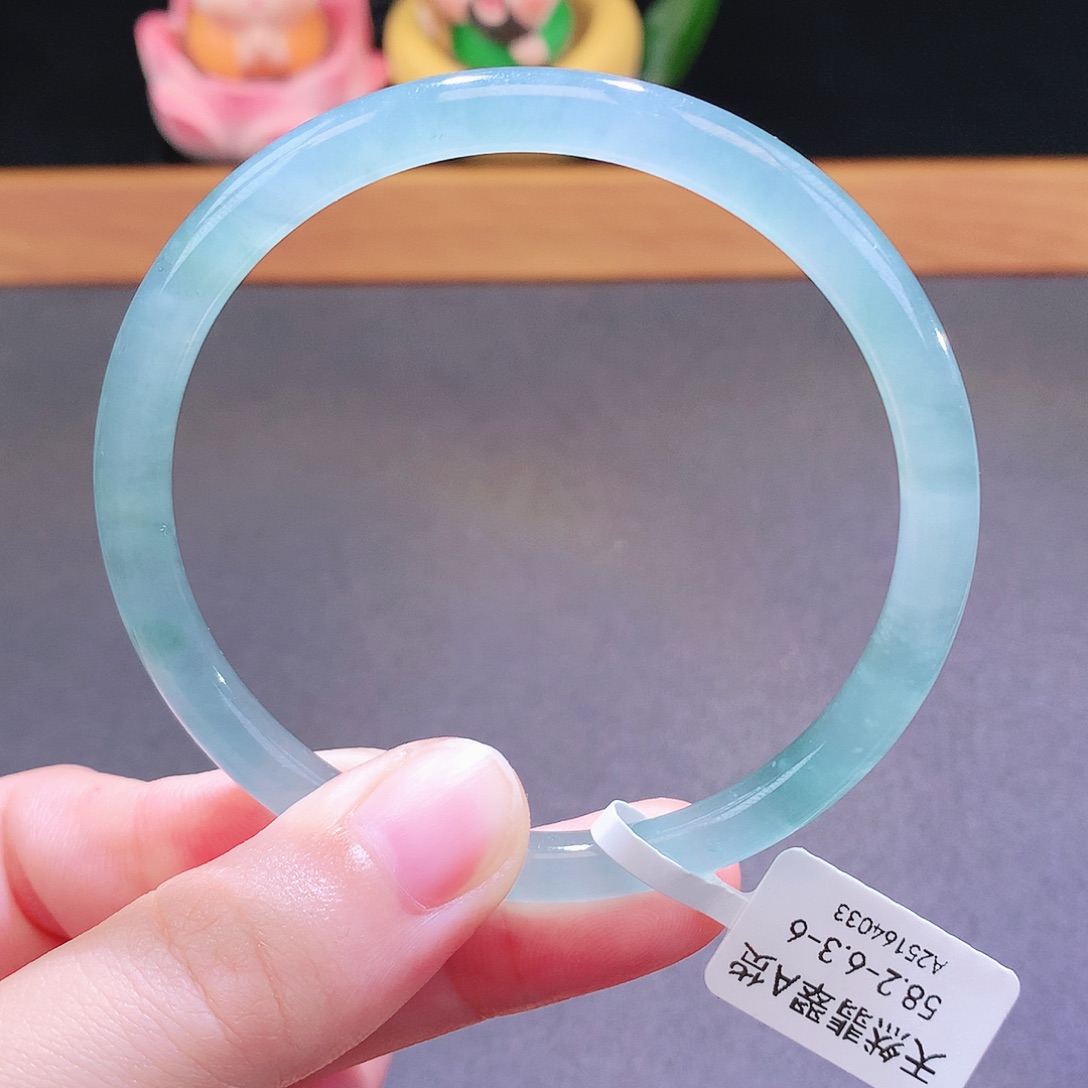 翡翠未镶嵌手镯天然翡翠