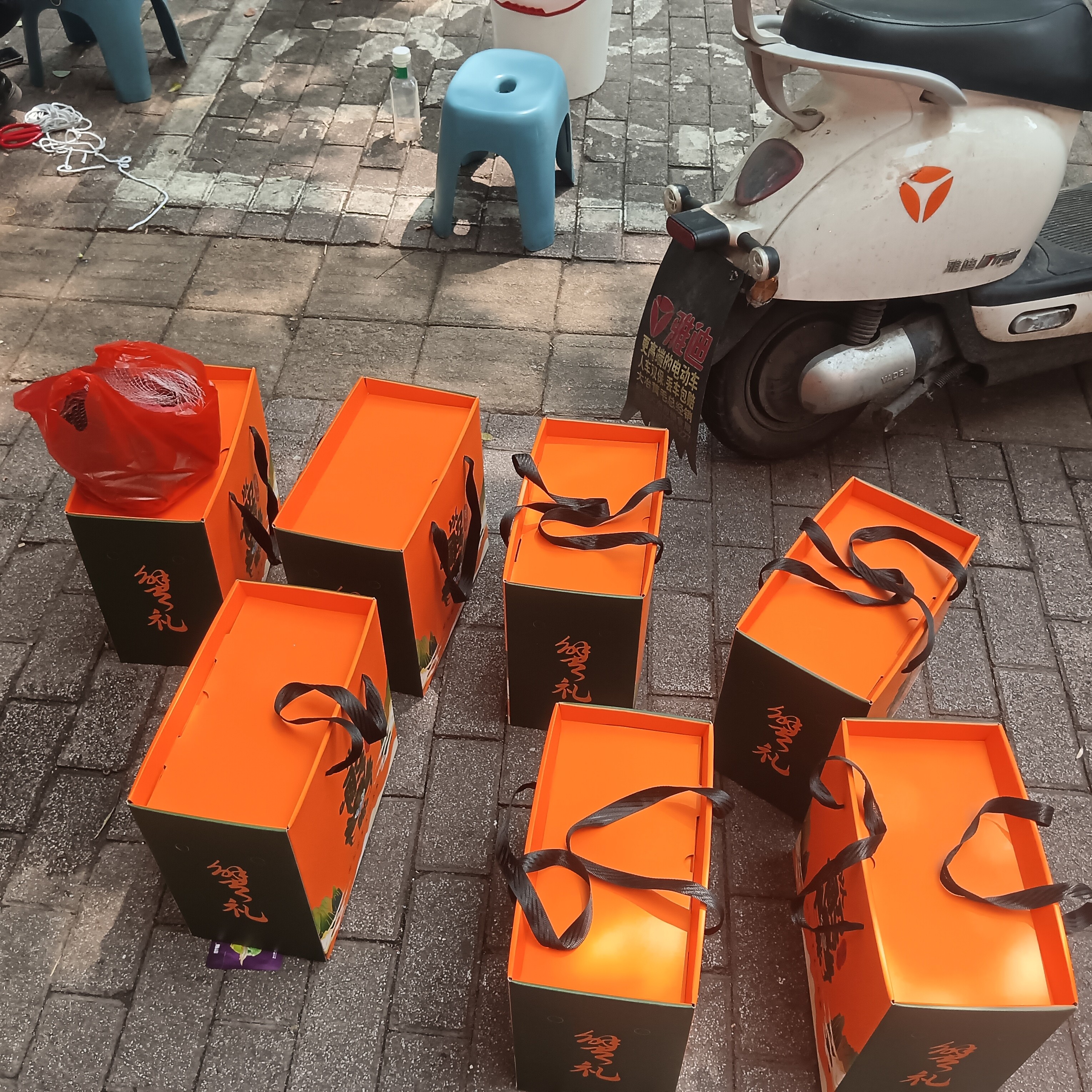 110块钱3斤，一只1--1.4两，全母辽蟹，大闸蟹