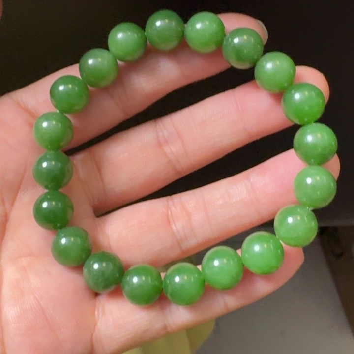 和田玉未镶嵌颈饰阳绿10