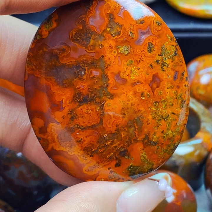 放***刀玛瑙/玉髓未镶嵌玛瑙