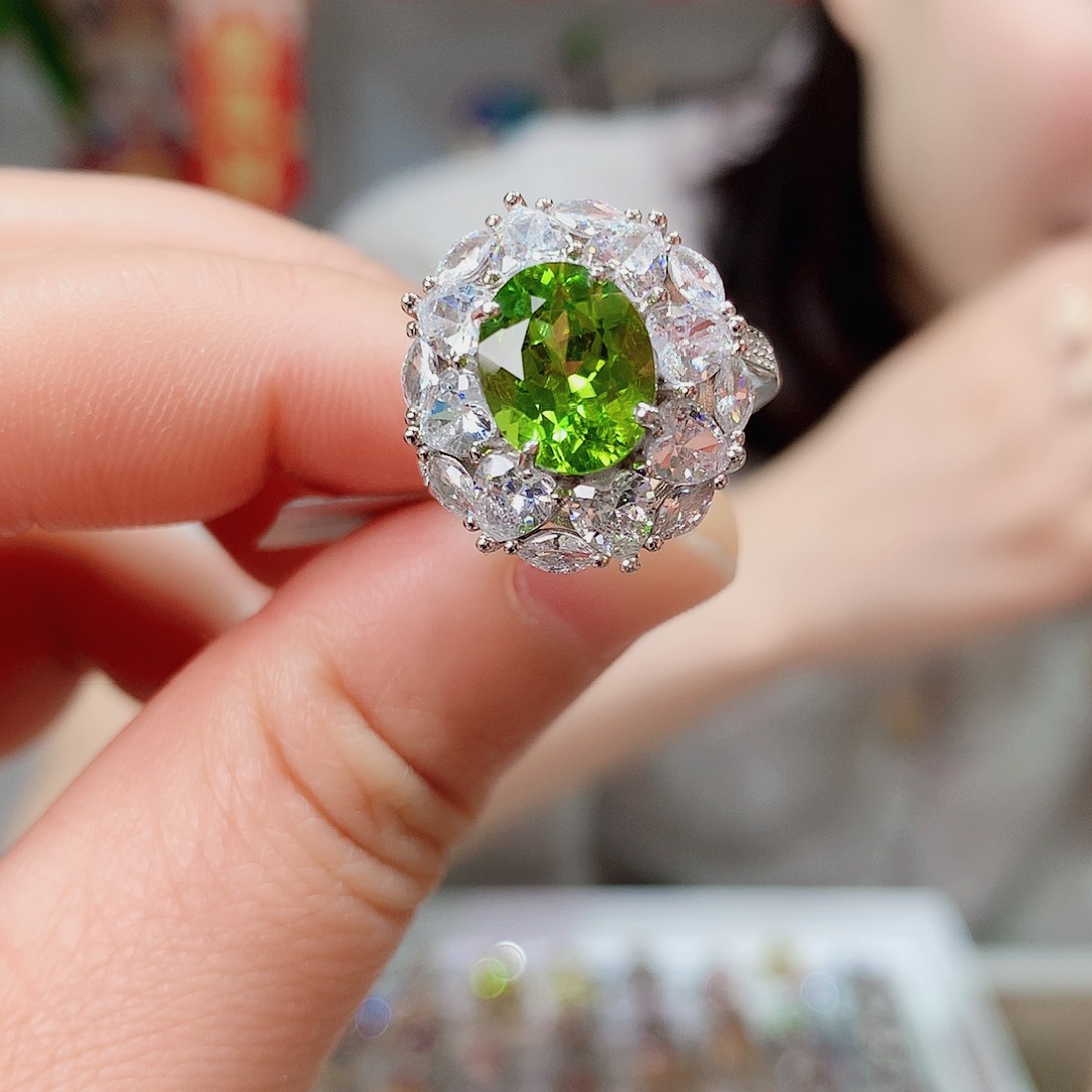 橄榄石戒指银S925镶嵌