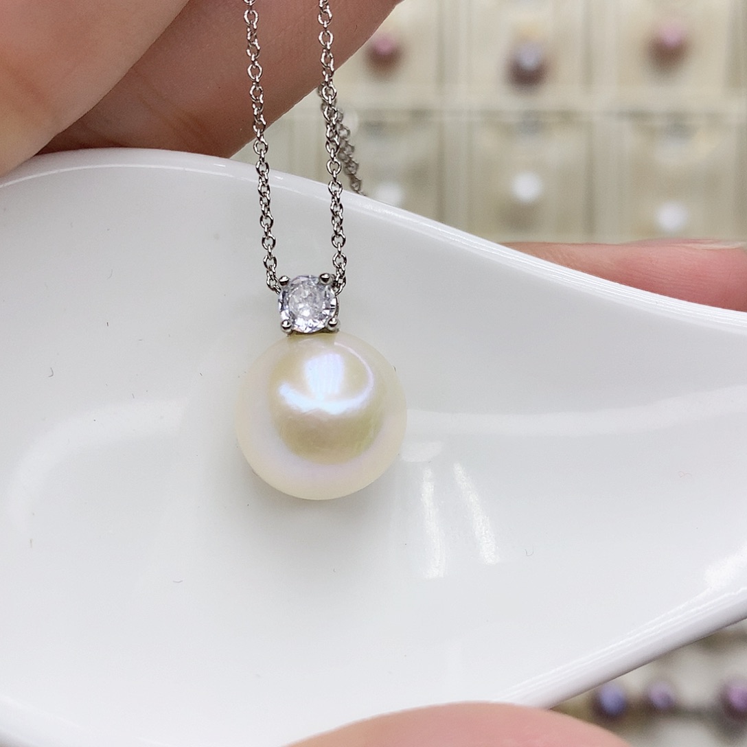 淡水珍珠颈饰合金