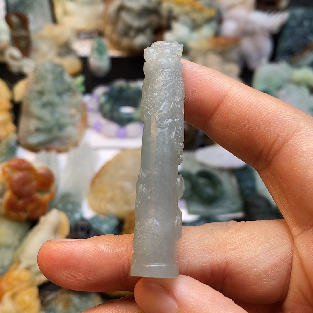 定制翡翠未镶嵌特色a货翡翠