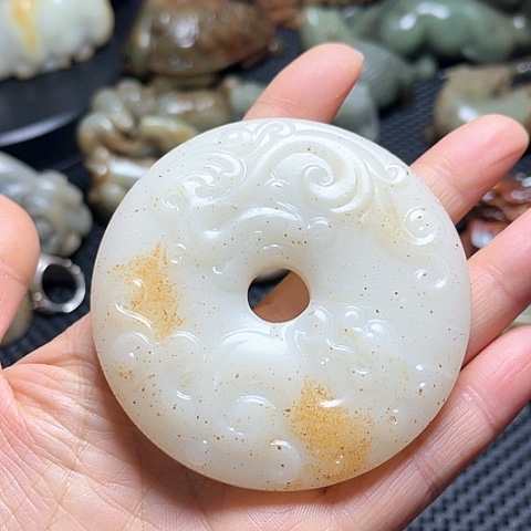 白玉菩提吊坠摆件