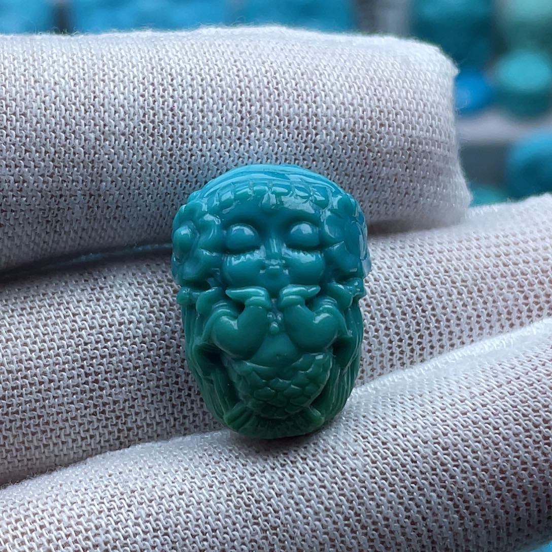 绿松石未镶嵌珠宝奇石