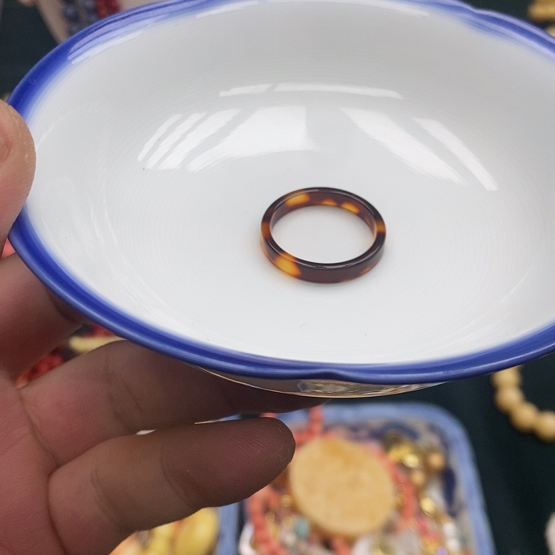 瓷片如*今天又有新朋友都知道吗