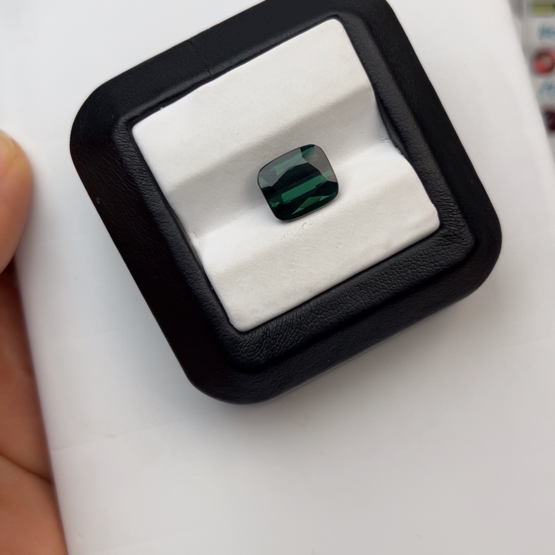 碧玺珠宝半成品未镶嵌天然全净无瑕4.84CT