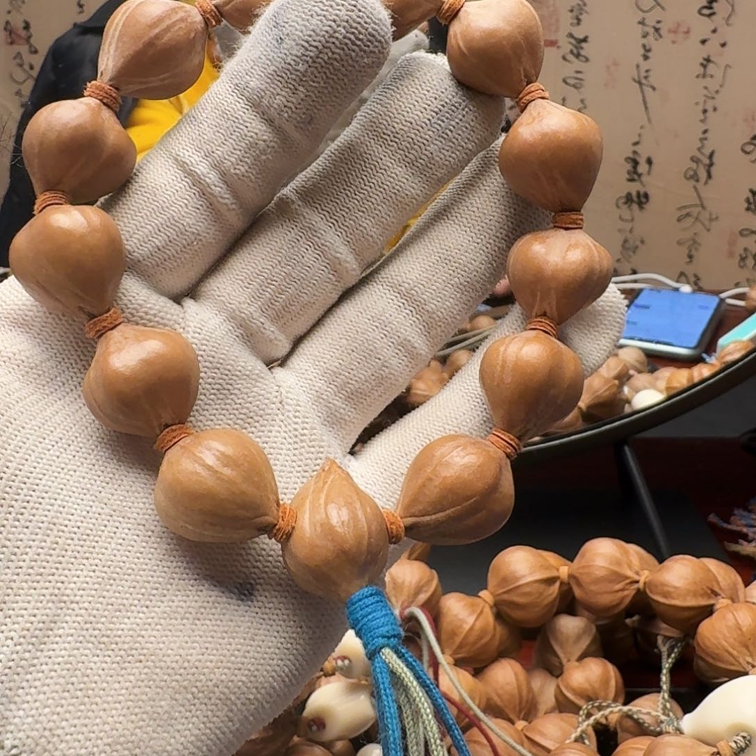 手串橄榄核蒜头核