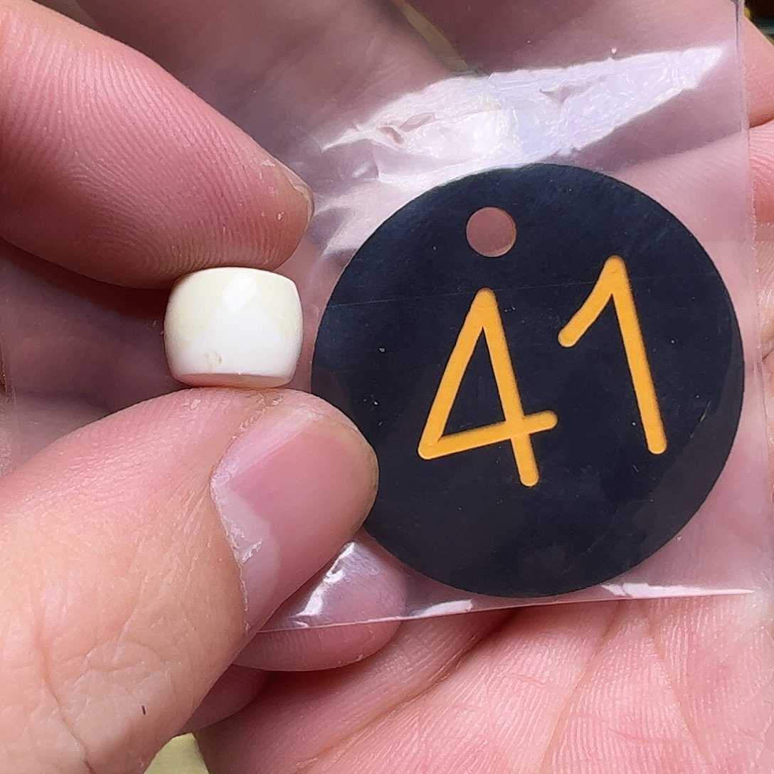 蜜蜡未镶嵌珠宝奇石10.5m m