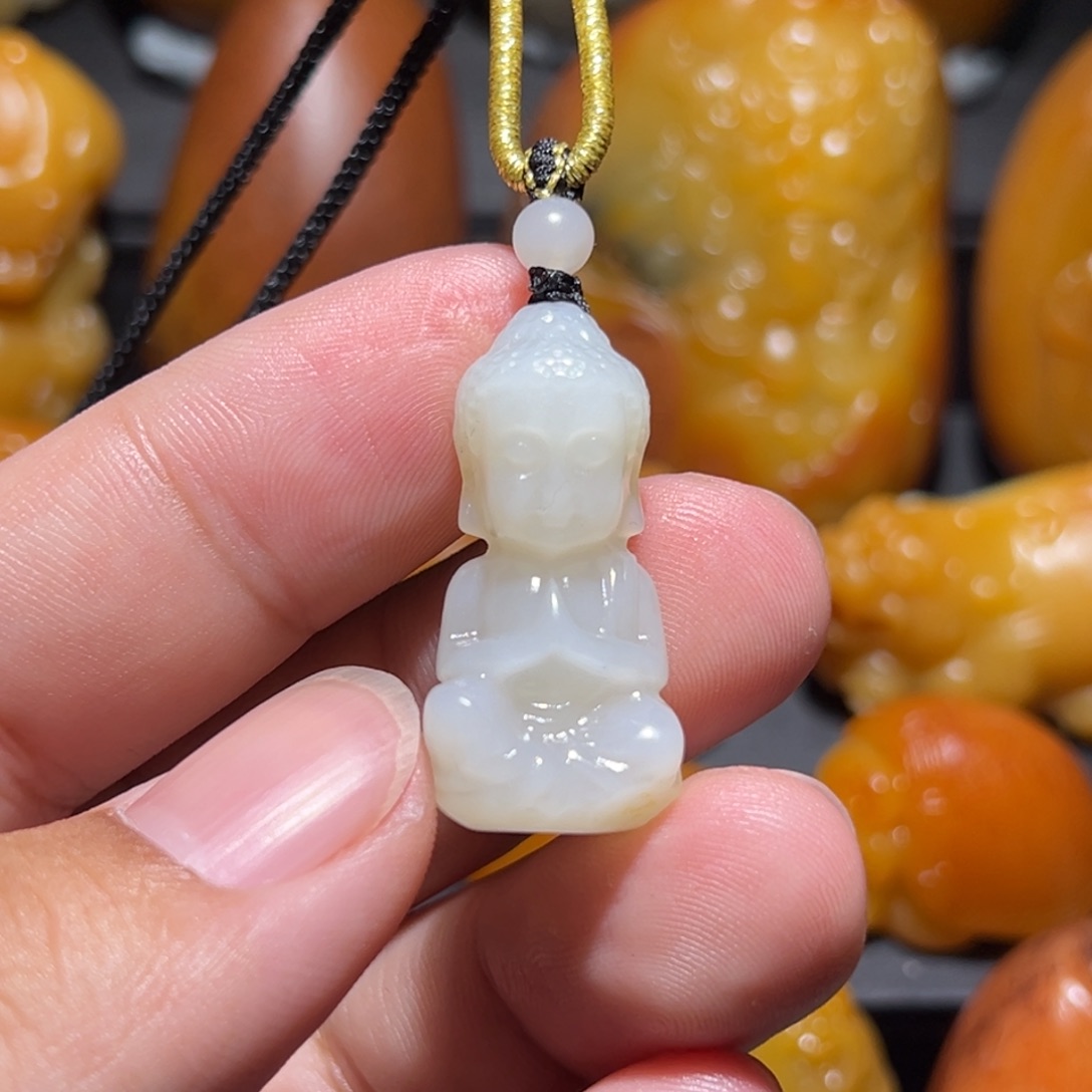 淡***8和田玉未镶嵌颈饰