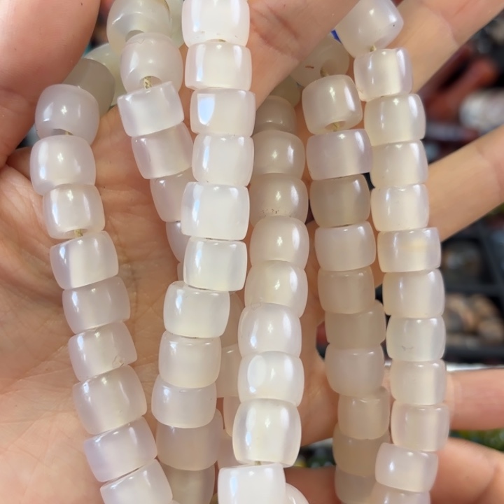 枫****玛瑙/玉髓未镶嵌颈饰