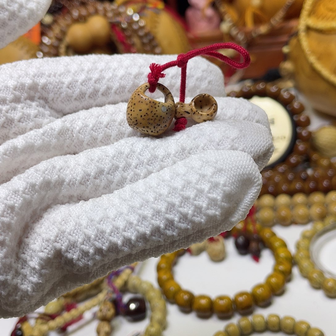 手串星月菩提配饰一桶金