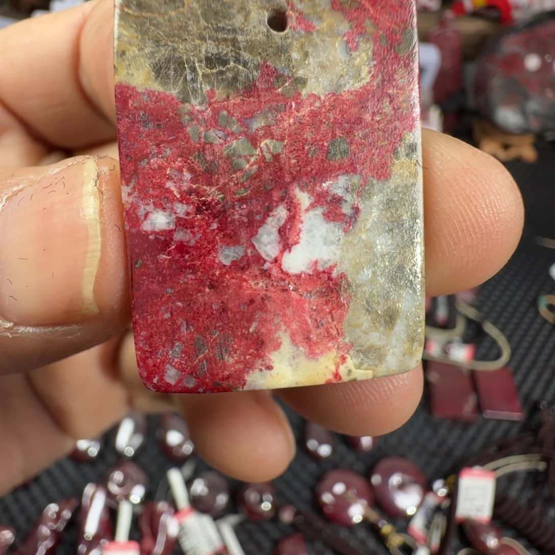 天然辰砂朱砂原石钥匙扣吊牌15克