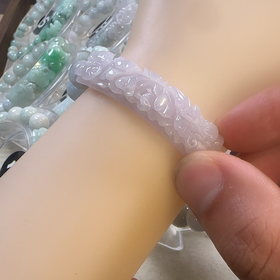 翡翠未镶嵌颈饰手牌5257
