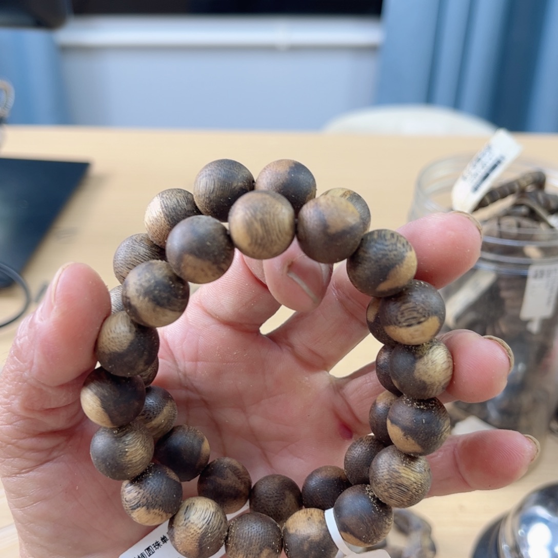 沉香沉香碎屑棋楠圆珠单圈1.3/11克+多样性发一