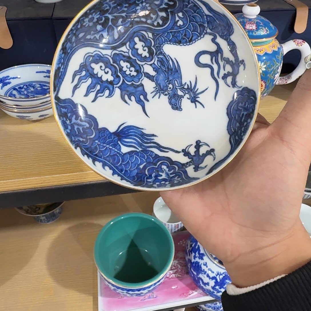 其他摆件的事还得我费心你