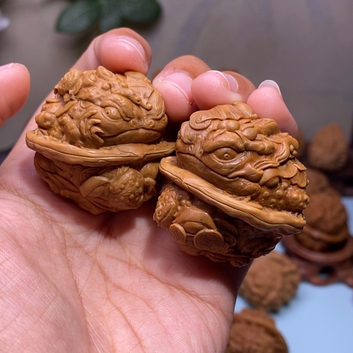 【闪购商品】核桃手串/手链什*。色差金蟾