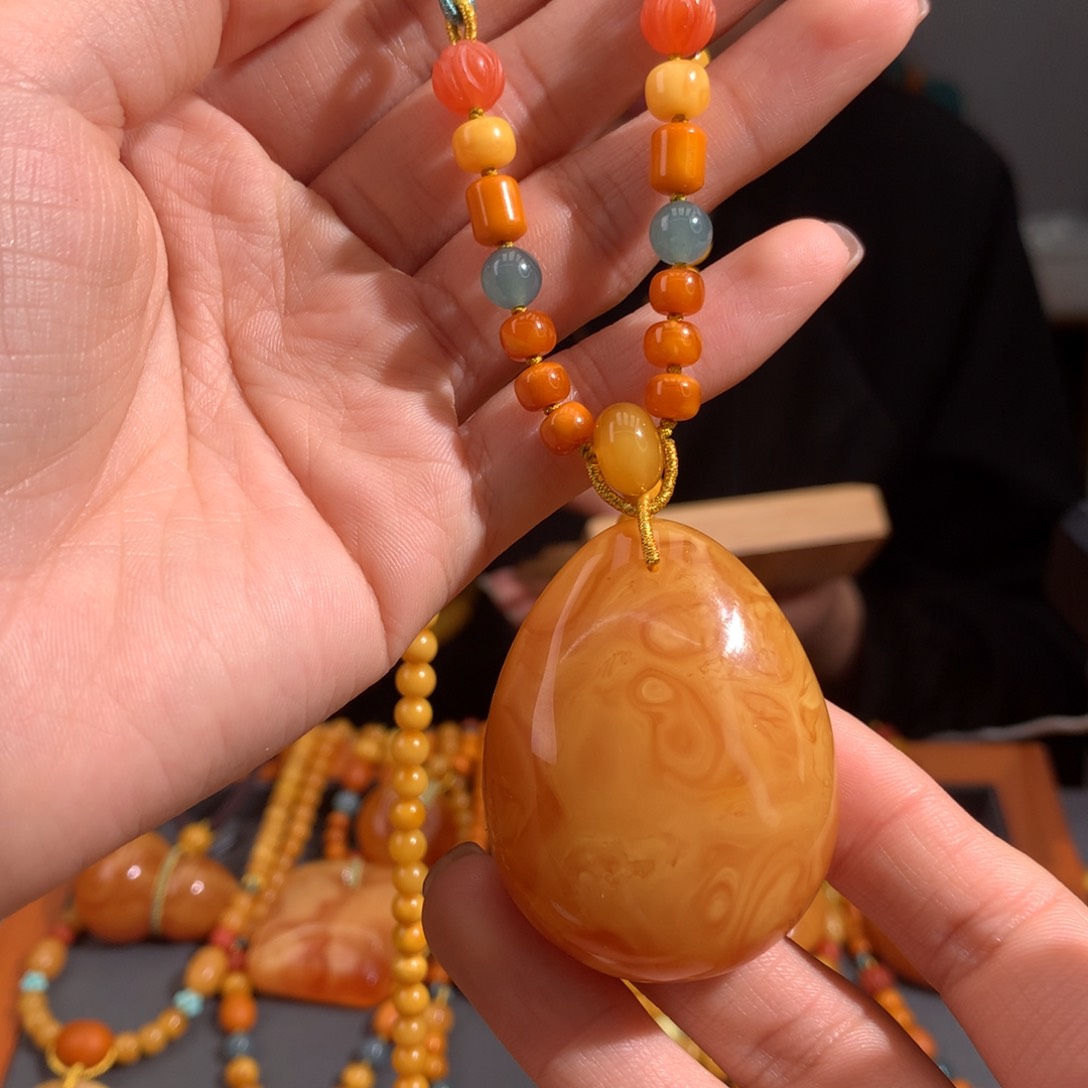 蜜蜡颈饰未镶嵌水滴