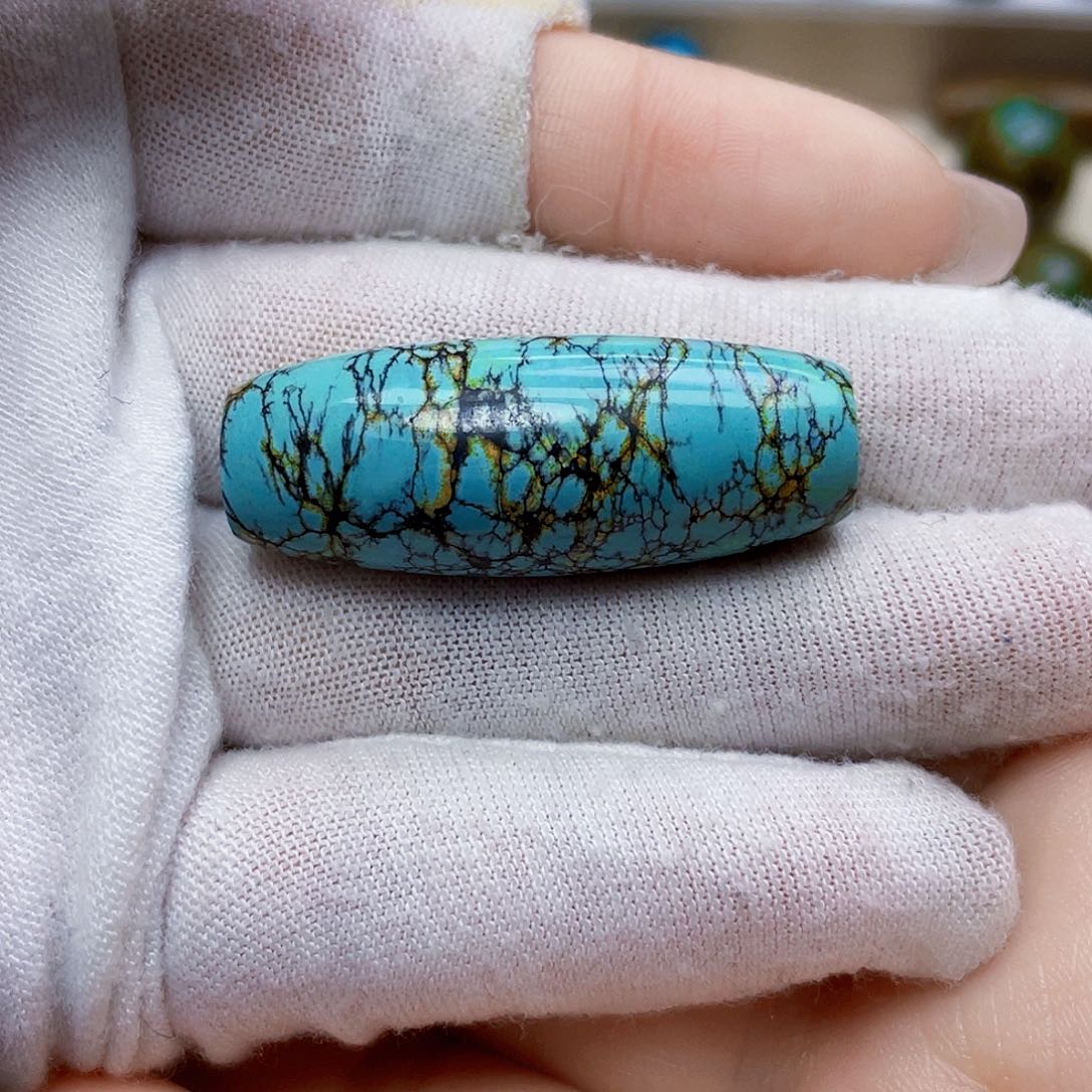 绿松石未镶嵌饰品