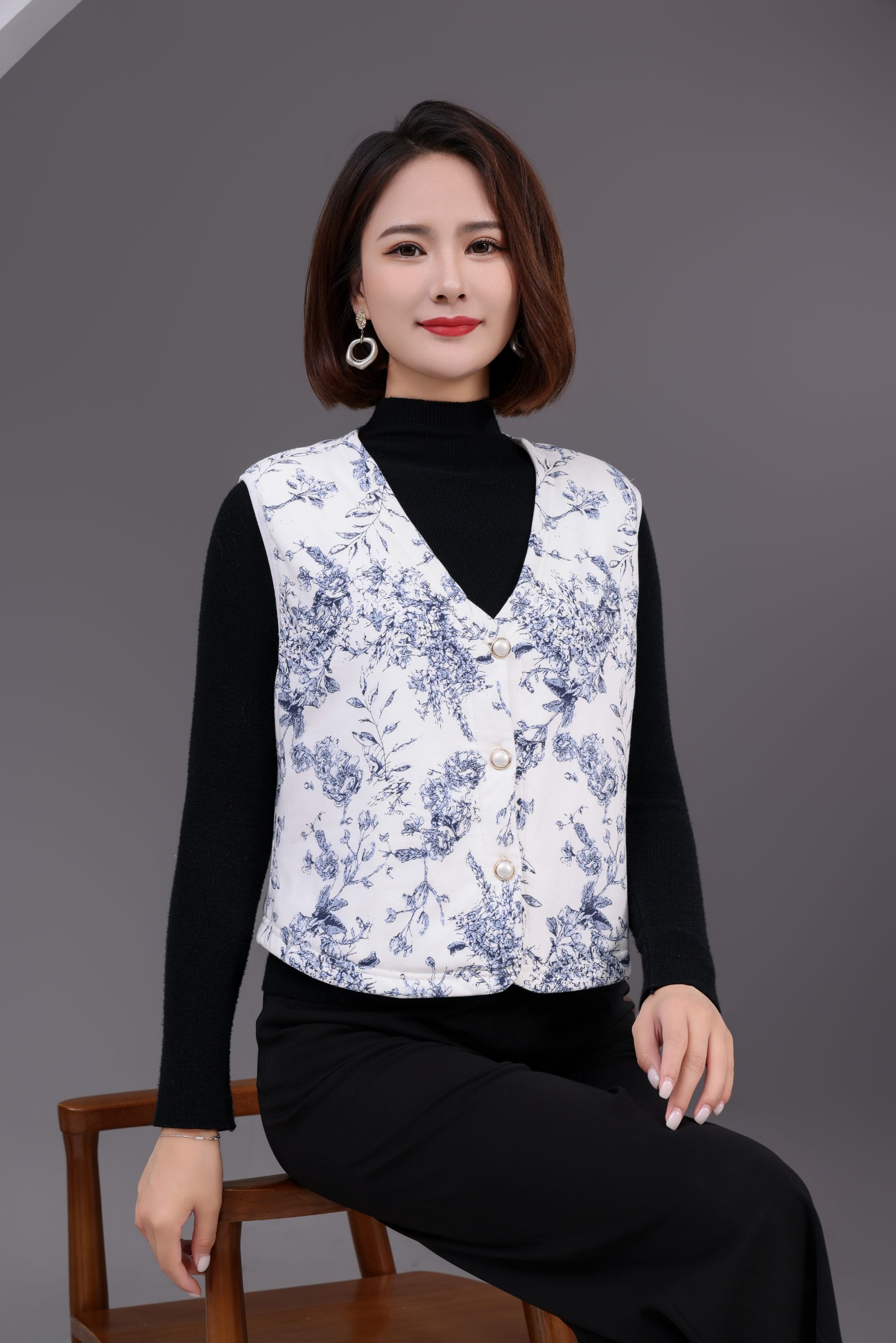 【非遗古法】【100桑蚕丝】国风系列桑蚕丝v领马甲女装纯手工青花瓷