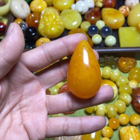 鸡油黄双面水滴，送绳
