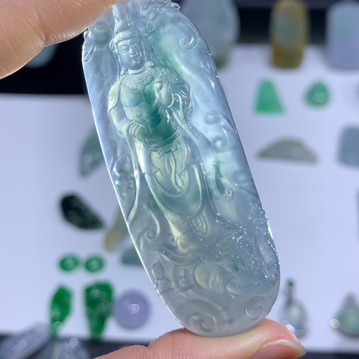 翡翠颈饰未镶嵌普贤