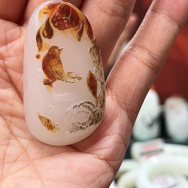 和田玉颈饰未镶嵌