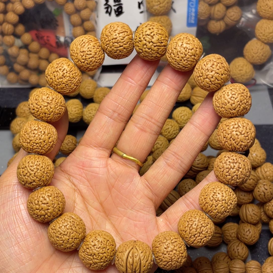 手串桃核18蚂蚁蛋手持