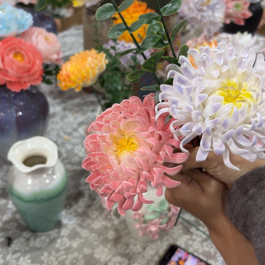 陶瓷花拍满20元发货，退款的拉黑送两根草