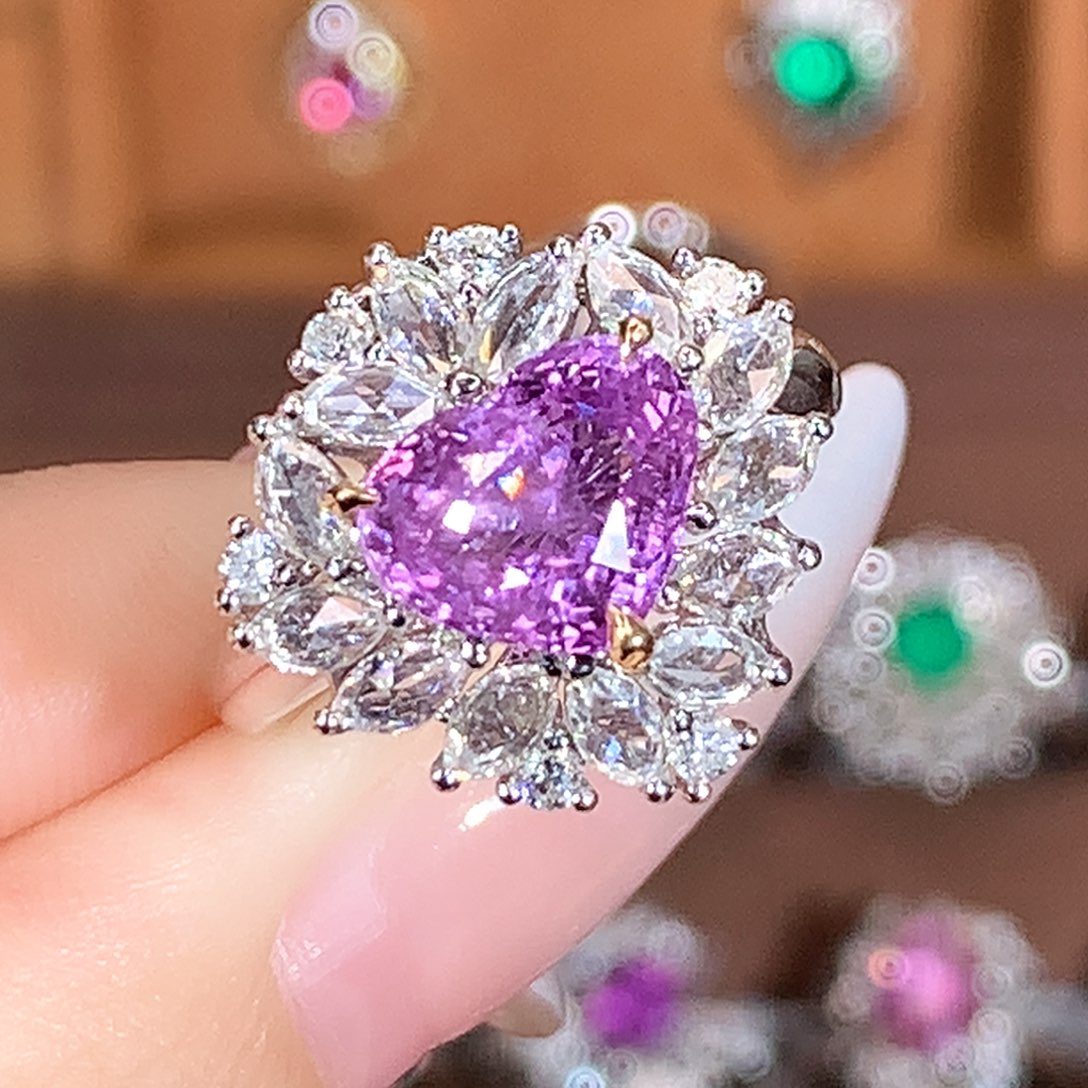 彩色蓝宝石戒指18K金镶嵌3.09ct/天然宝石/七天无理由