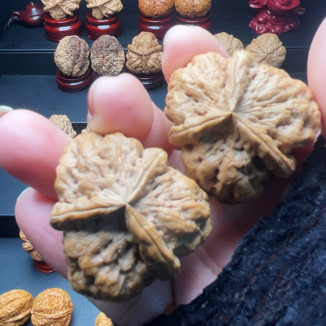 文玩核桃把件玉斧……