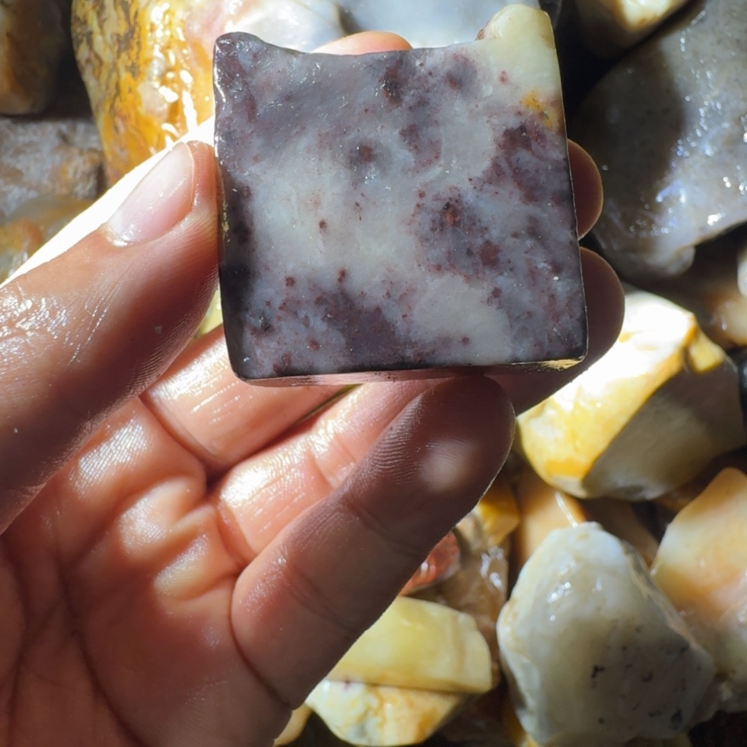 红***玩寿山石78998889999999