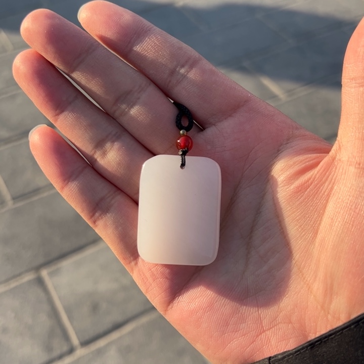 和田玉（糖玉）未镶嵌颈饰