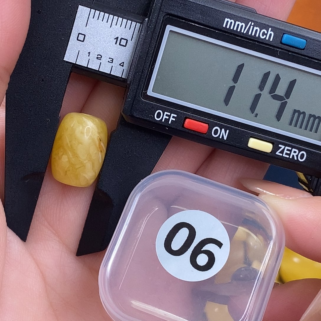 琥珀珠宝奇石未镶嵌琥珀蜜蜡微瑕